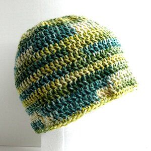 Green Stripe Beanie OS Skull Cap St Patricks Day Hat Handmade Crochet Knit NWT